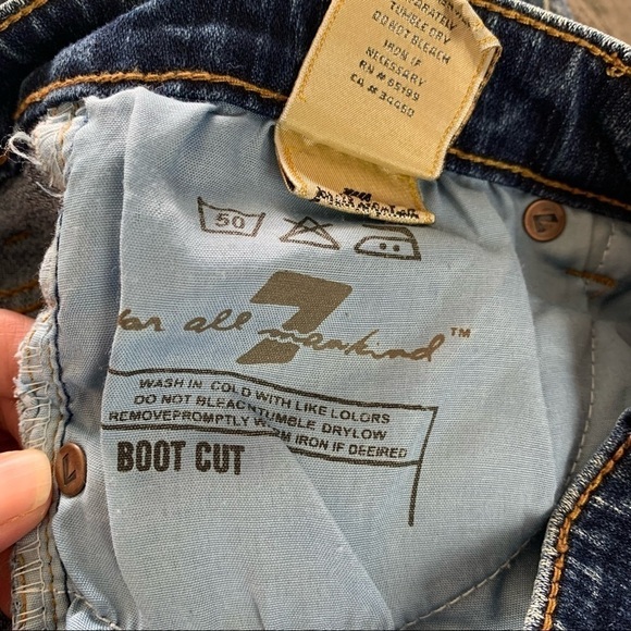 7 For All Mankind Medium Blue Wash Bootcut Capris Jeans Size - Picture 12 of 14
